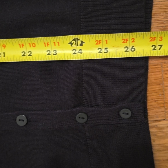 COVINGTON BRAND WOMEN'S BLACK FRONT BUTTON CARDIGAN V-NECK SWEATER SIZE LARGE - Picture 13 of 15